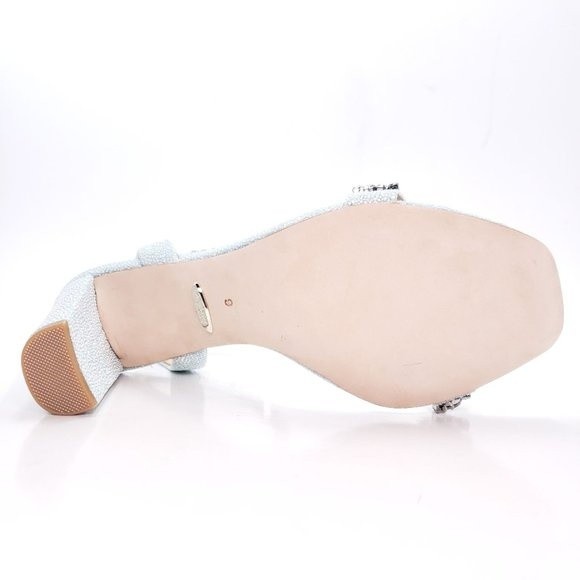 Badgley Mischka Size 6 Tasmine Crystal Ankle Strap High Heel Sandal Soft Blue - Picture 5 of 7